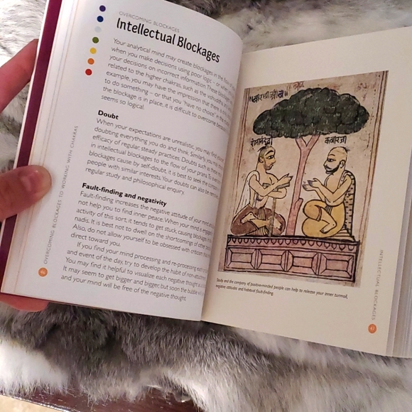 Chakra book - Picture 3 of 3